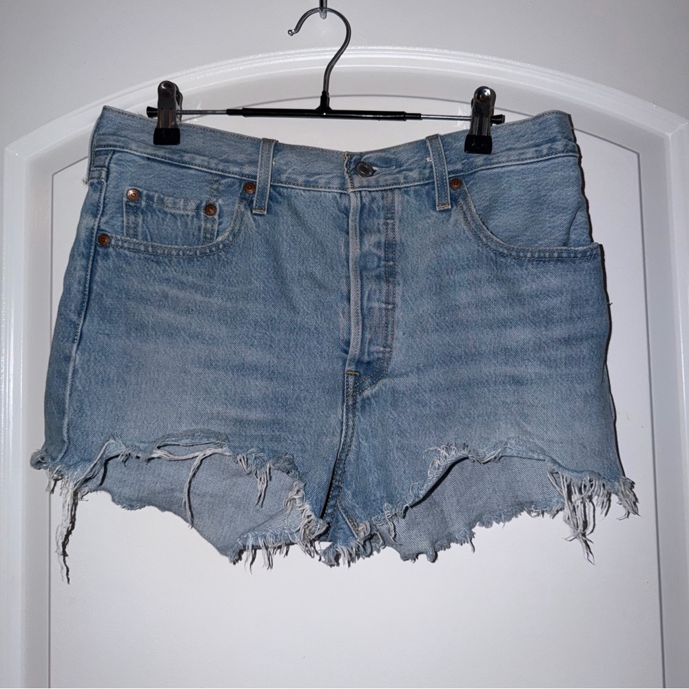 Levi’s 501 Light Wash Denim Cutoff Shorts